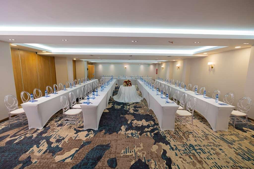 Stay Easy Plus Hotel Αντίς Αμπέμπα Ανέσεις φωτογραφία
